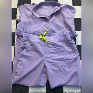 FIGS light purple scrub set
